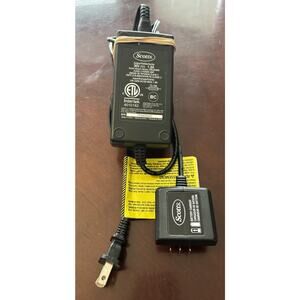 SCOTTS 36V Lithium‎ Battery Charger CHL84000 With Power Cord
